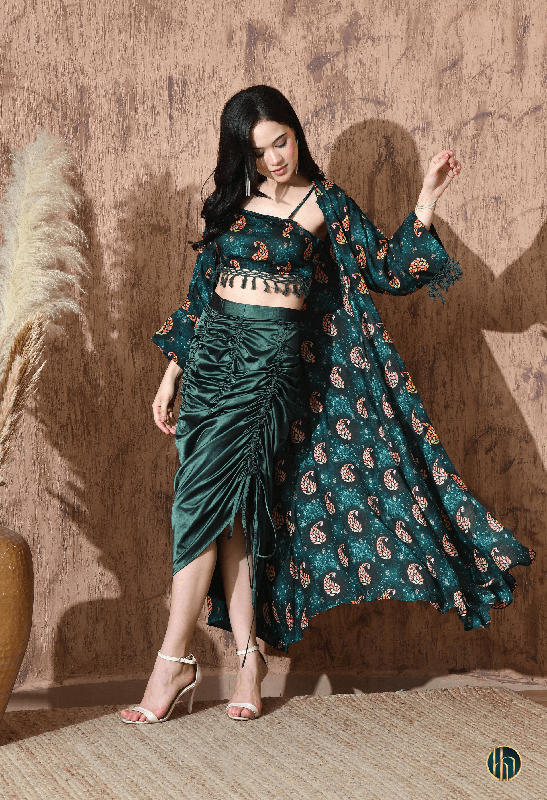 Aarya Emerald Green Paisley 3-Piece Cape Set with Tassels
